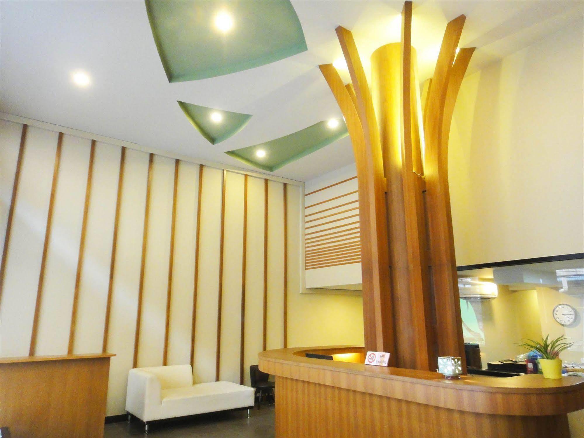 Aleaf Bangkok Hotel Exterior foto